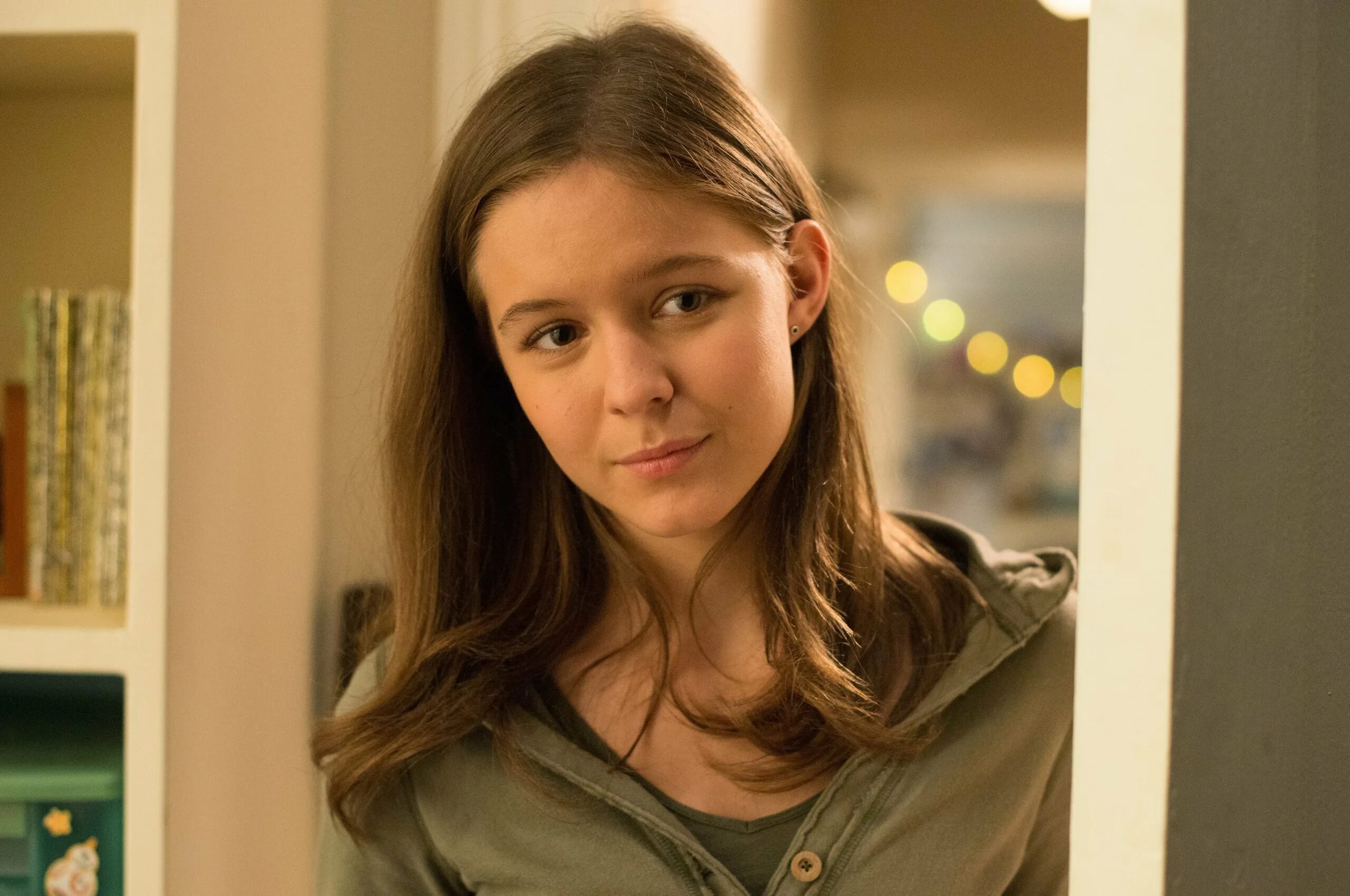 Wonder november. Чудо фильм 2017 джулия робертс. Фильм чудо про мальчика в шлеме. Wonder november. Air wonder stories (журнал).