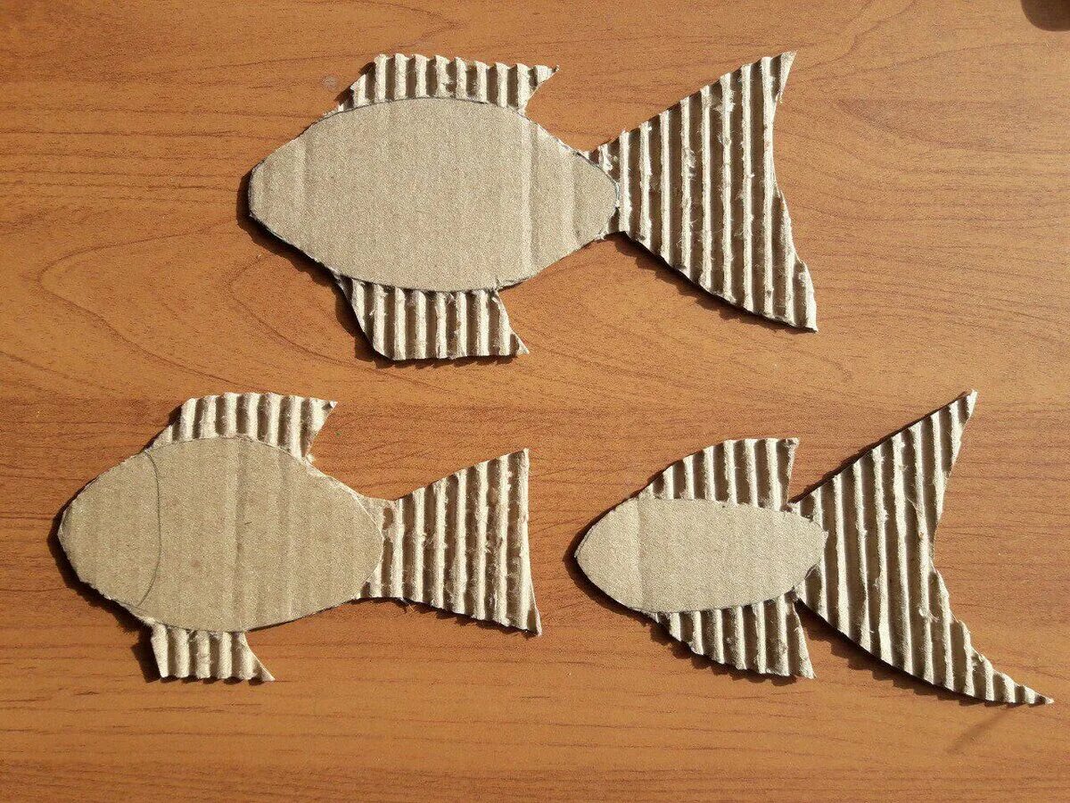 Рыбка из гофрокартона
