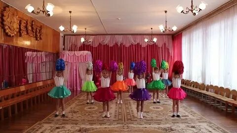Танец с султанчиками в детском саду