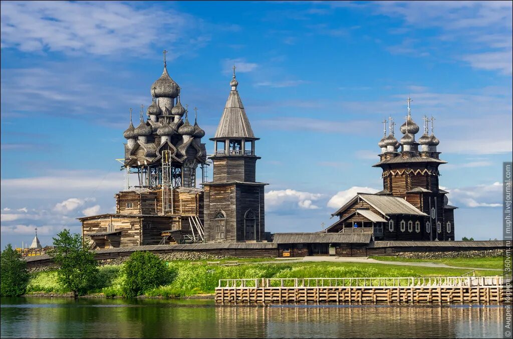 Памятники национального наследия. Погост Кижи ЮНЕСКО. Погост Кижи культурное наследие. Архитектурный ансамбль Кижи Кижский Погост. Погост Кижи культурное наследие ЮНЕСКО.