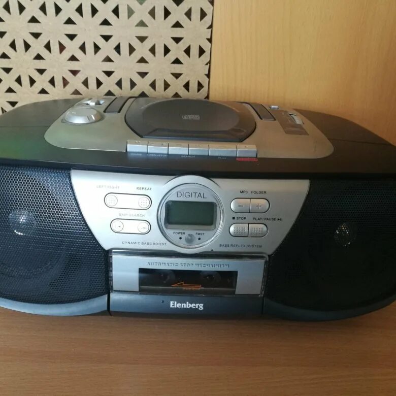 Elenberg 2002. Магнитола elenberg cd-131 mp3. магнитофон elenberg cd-116. магнитола elenberg cd-125 mp3. магнитола elenberg cd-500 dvd.