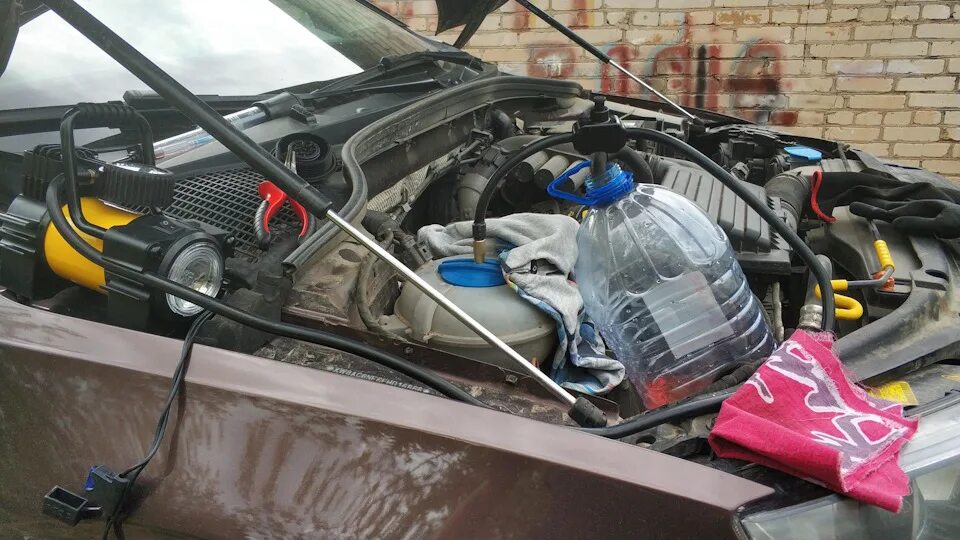 Залить антифриз в шкоду рапид. Антифриз octavia a7. skoda octavia a7 замена антифриза.