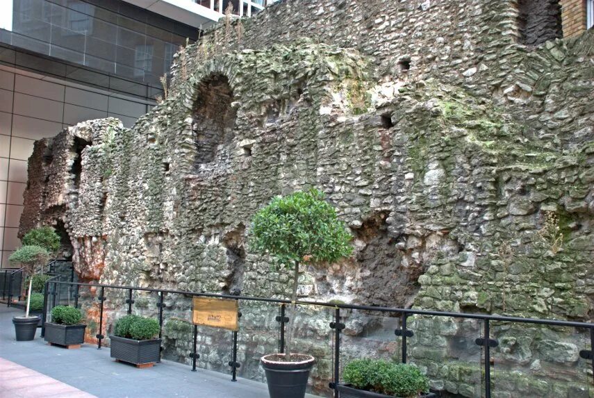 Roman Wall London. Roman Wall in London. Roman Stone Wall in London.