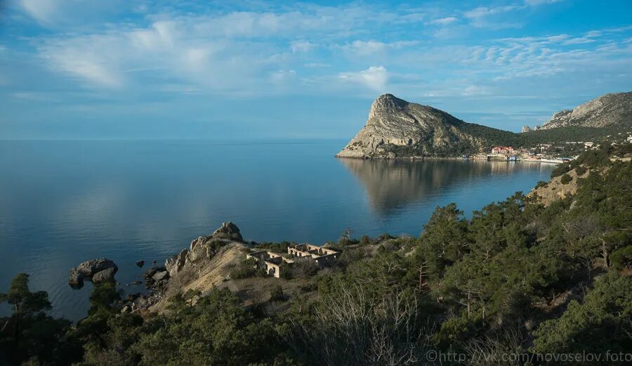 Новый свет 7 класс. Новый свет панорама. Утро в Крыму. Новый свет доброе утро. Толвинка новый свет.