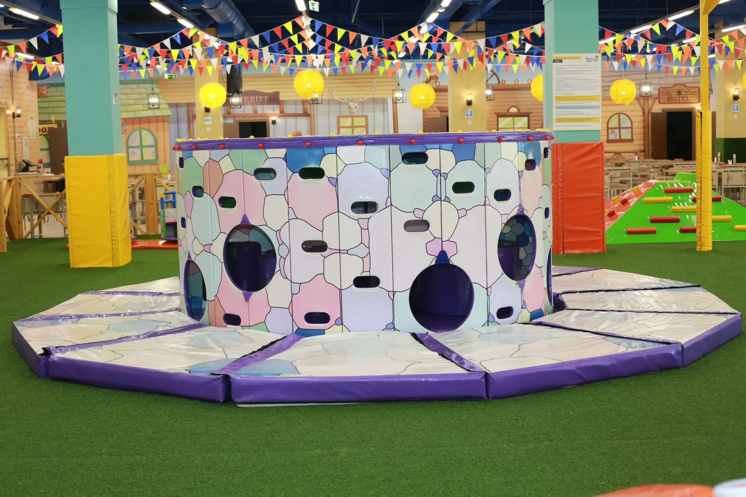 Аквапарк тольятти на баныкина. Игровые центры тольятти для детей. Центральный парк тольятти. Фанни парк тольятти аттракцион тропикана. Куда сходить в тольятти с детьми сегодня.