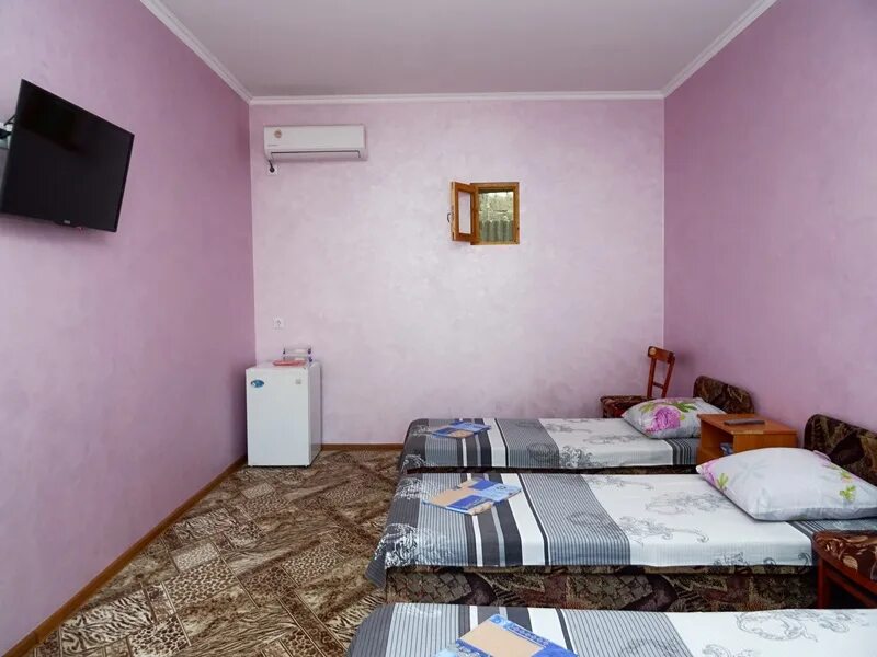 Анапа терская 132 гостевой дом. Горького 11 анапа на карте. Горького дом 60 анапа. Анапа горького 19 гостевой дом. Горького 137 волгодонск.