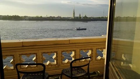 Река балкон