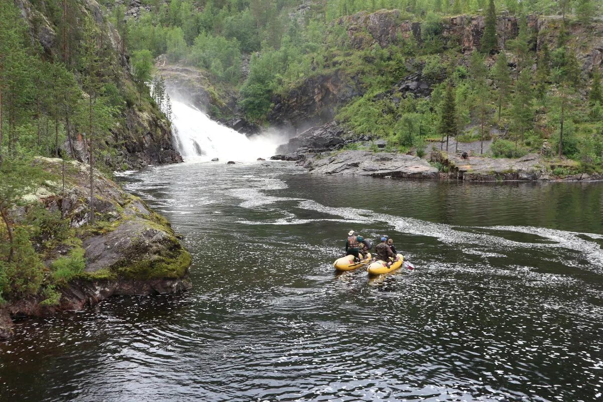 Порог маманя кутсайоки. Кутса. Маманя водопад карелия. Маманя маманя. Водопад маманя.