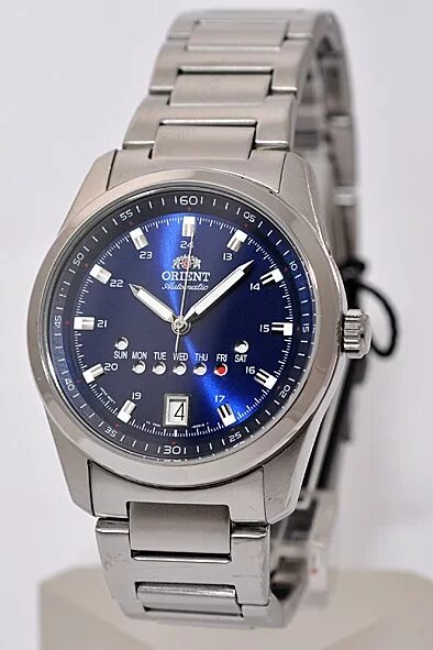 Orient automatic 3 star. Ориент м форс 300м. Orient star diver. Orient ra-ar002b10b. Часы ориент 3 звезды.