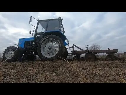 Вспашка плугом мтз 82
