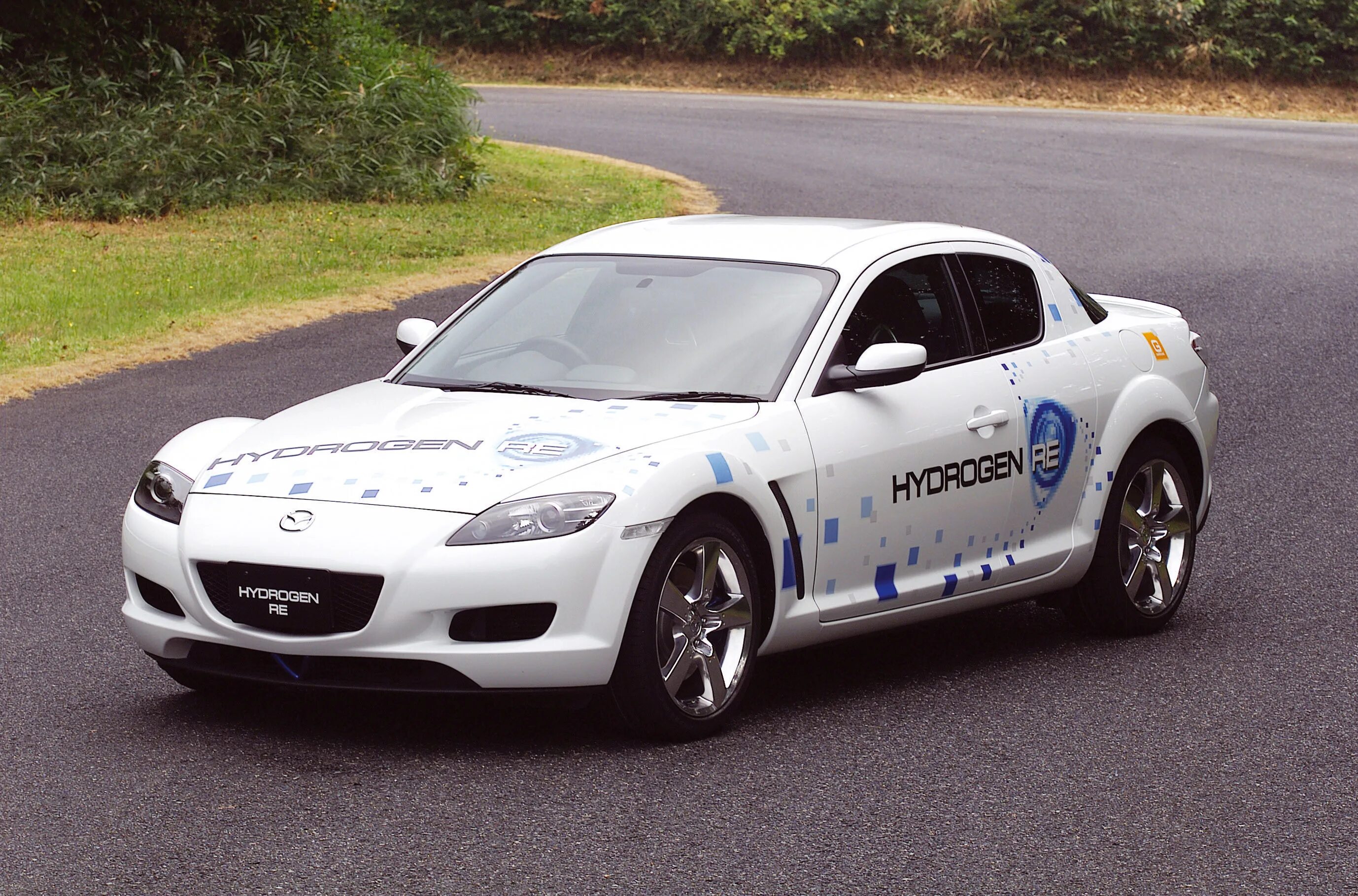 Водородные авто. Mazda RX-8 hydrogen re. Мазда роторная RX-8. Mazda RX 8 Concept. Мазда рх10 на водороде.
