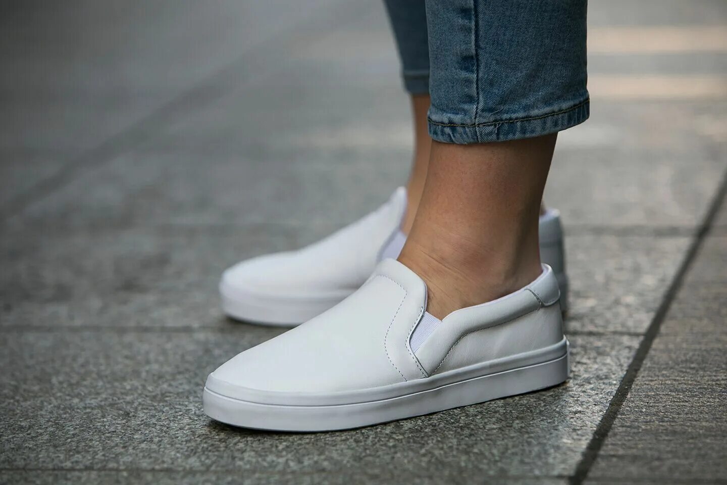 Adidas Courtvantage Slip on w. Слипоны (Slip-on) обувь 2021. Слипоны адидас белые. Слипоны tendance женские.