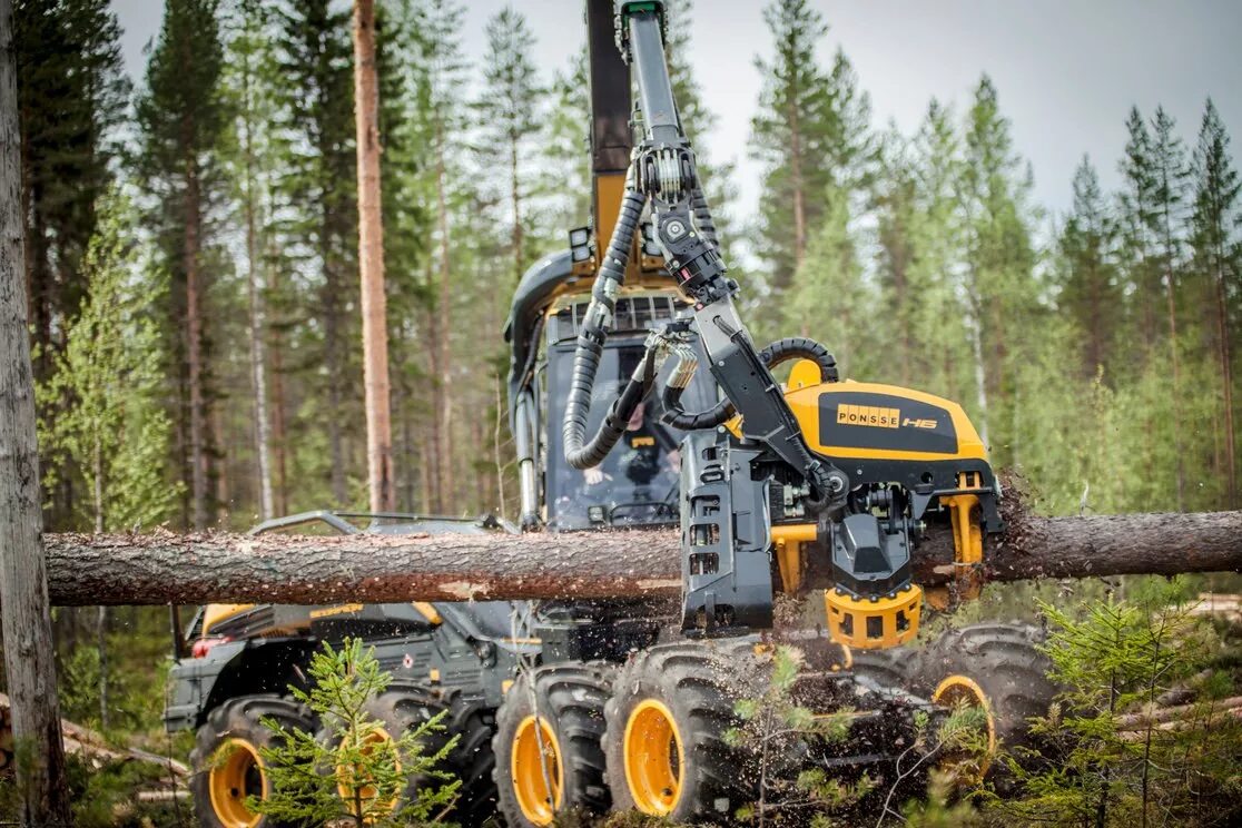 1170e john deere. Джон дир лесозаготовительная техника. Работа оператор харвестера. Форвардер понссе скорпион. John deere 1470d.