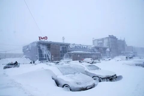 Время на сахалине час