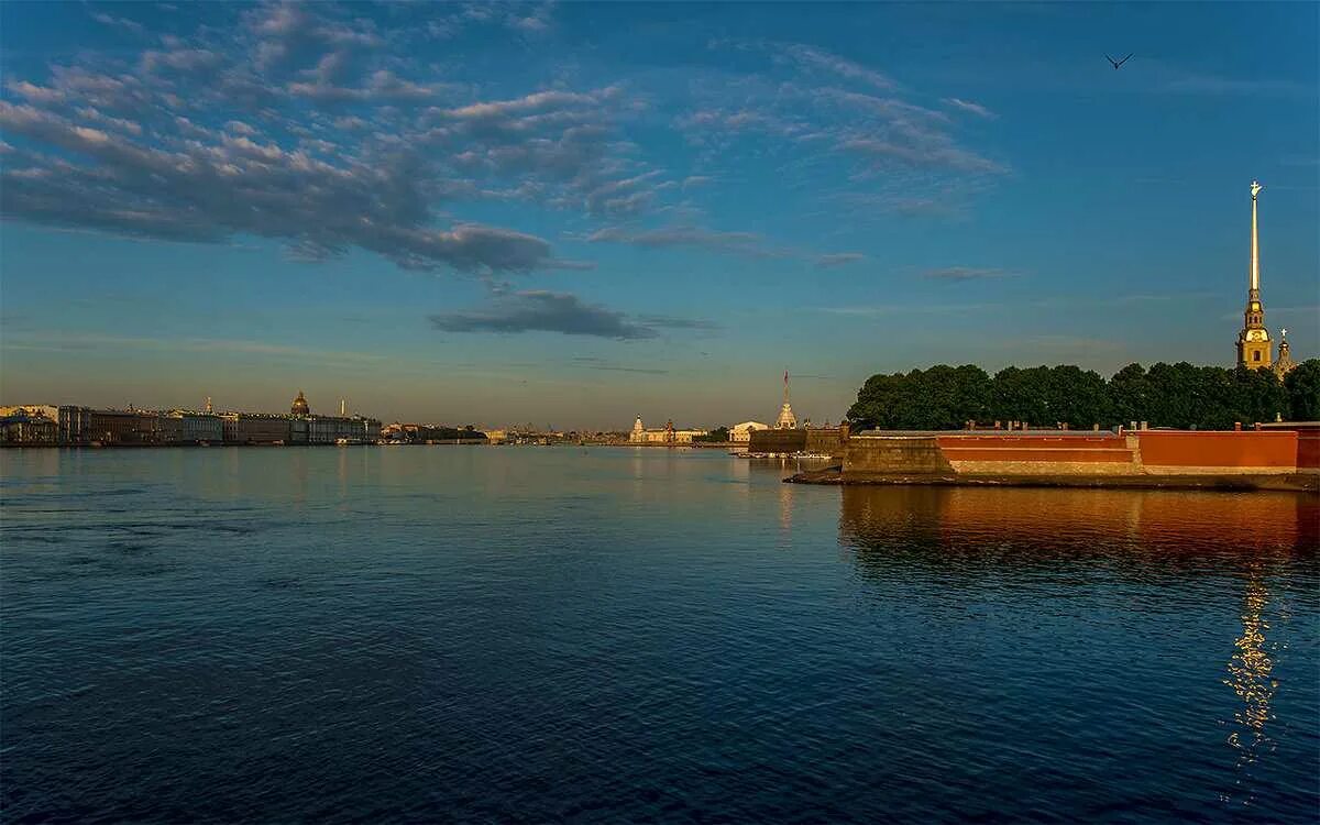 Водные богатства санкт петербурга. Акватория реки Невы Санкт-Петербург. Нива река в Санкт-Петербурге.