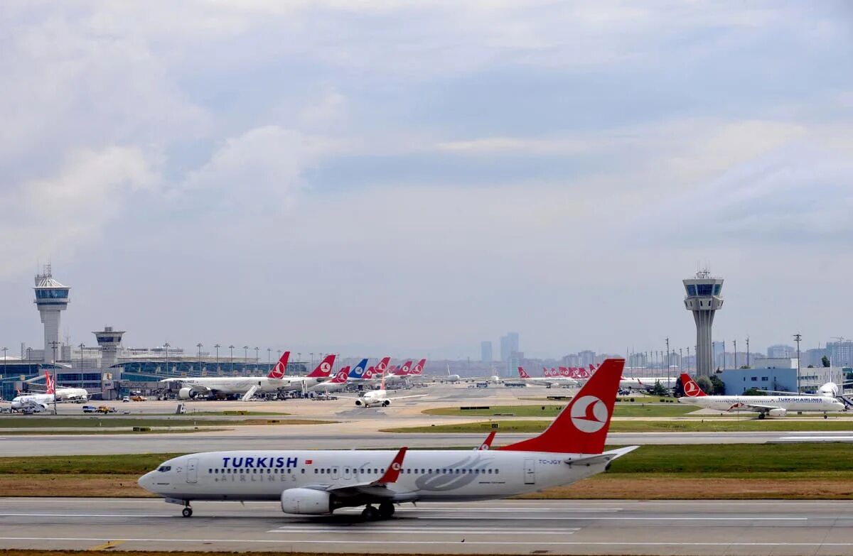 Боинг 737 фото. Стамбул с самолета. Авиа в стамбул. Стамбул с самолета. Стамбул с самолета.