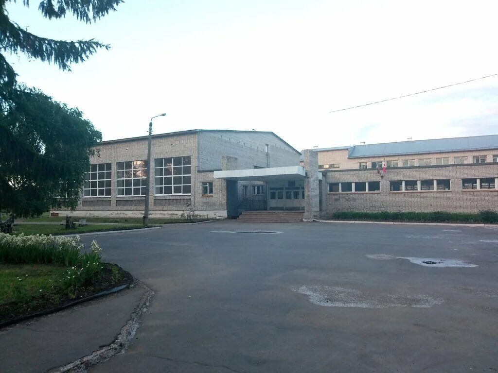 18 школа калининград. 35 лицей калининград. Дистанционное обучение лицей номер 18 город сарапул. Лицей 18. Лицей 18 новочебоксарск лицей.