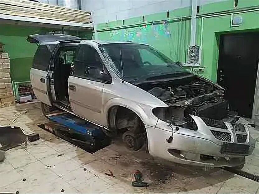 Разбор Додж Караван 4. Dodge Grand Caravan автозапчасти. Ноускат Додж Караван 2. Додж Караван кузов. Разборка караванов