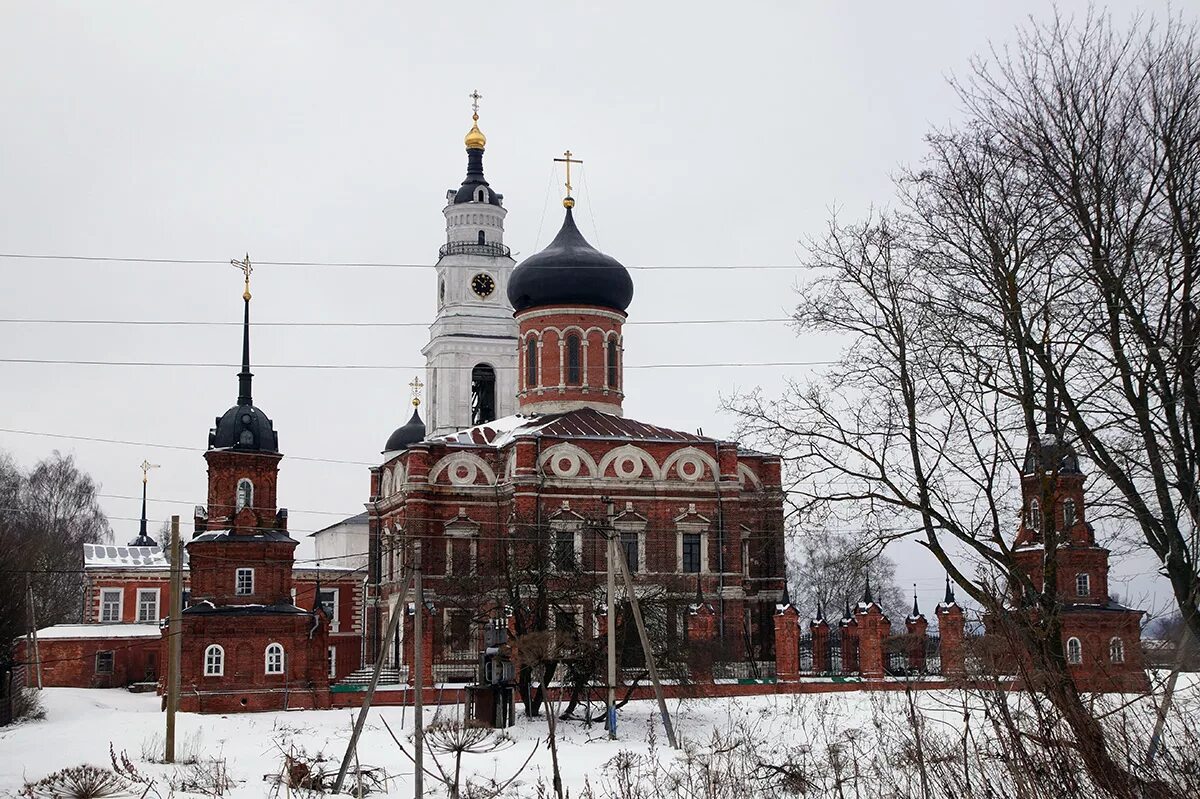 Волоколамский кремль волоколамск фото. Подмосковный волоколамск. Волоколамск город. Волоколамск музей кремль. Волоколамск кремль.