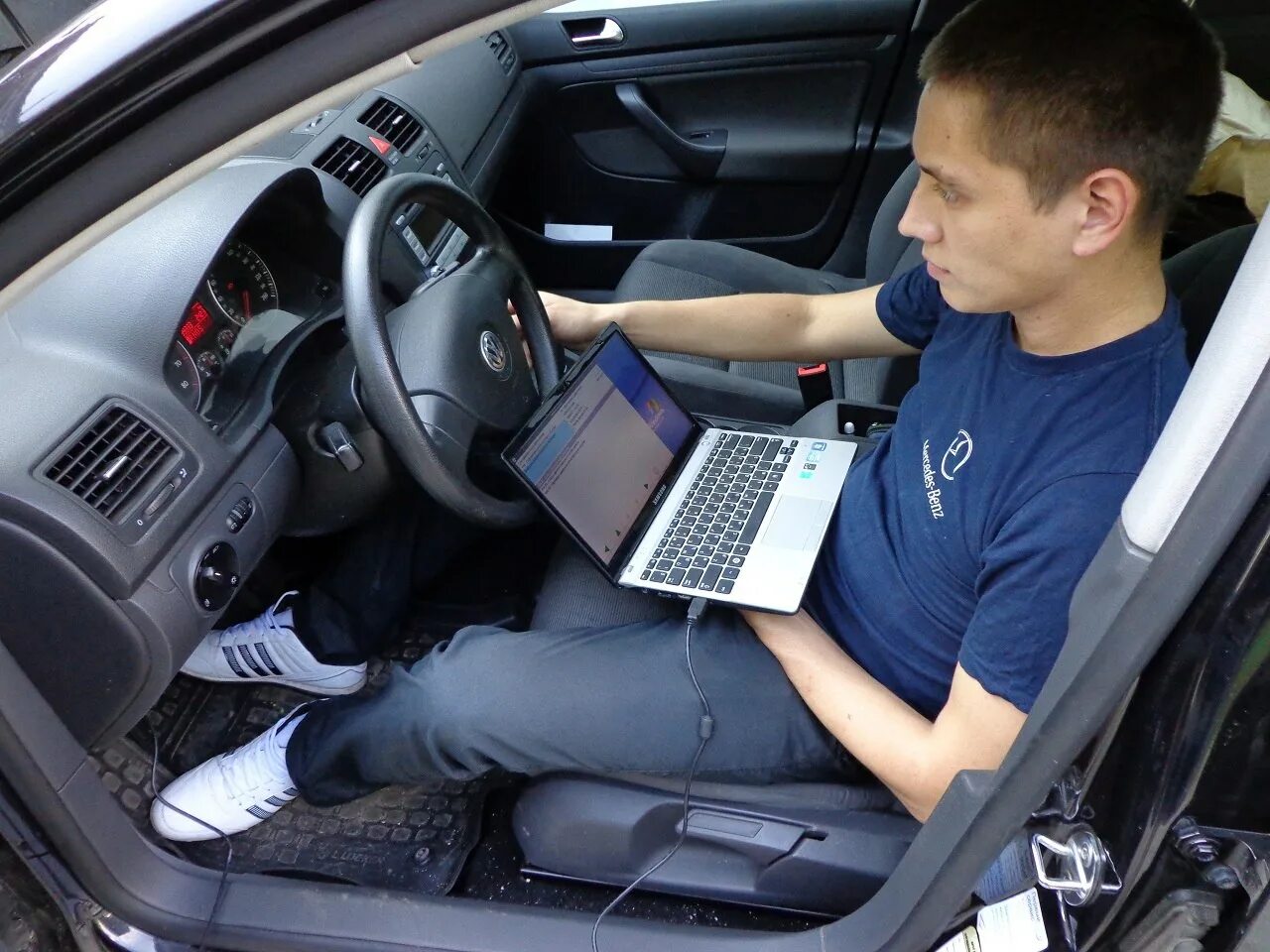 Помощь в подборе автомобиля automoscar аутомоссар