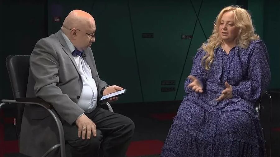 Голосование за неопубликованные на главной странице, но тоже забавные сходства -