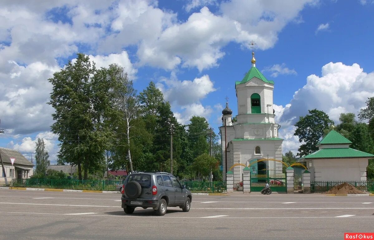 невель улица дорожная. церковь г. невель псковская область. церковь г. музей невель псковская область.
