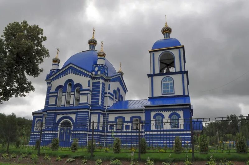 Церковь Рождества Христова Товарково. Храм в Товарково Калужской области. Храм Рождества Христова в Товарково Калужская область. Товарково Калужская область Дзержинский район. Погода товарково калужская область на 10 дней