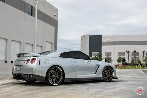 Nissan r20