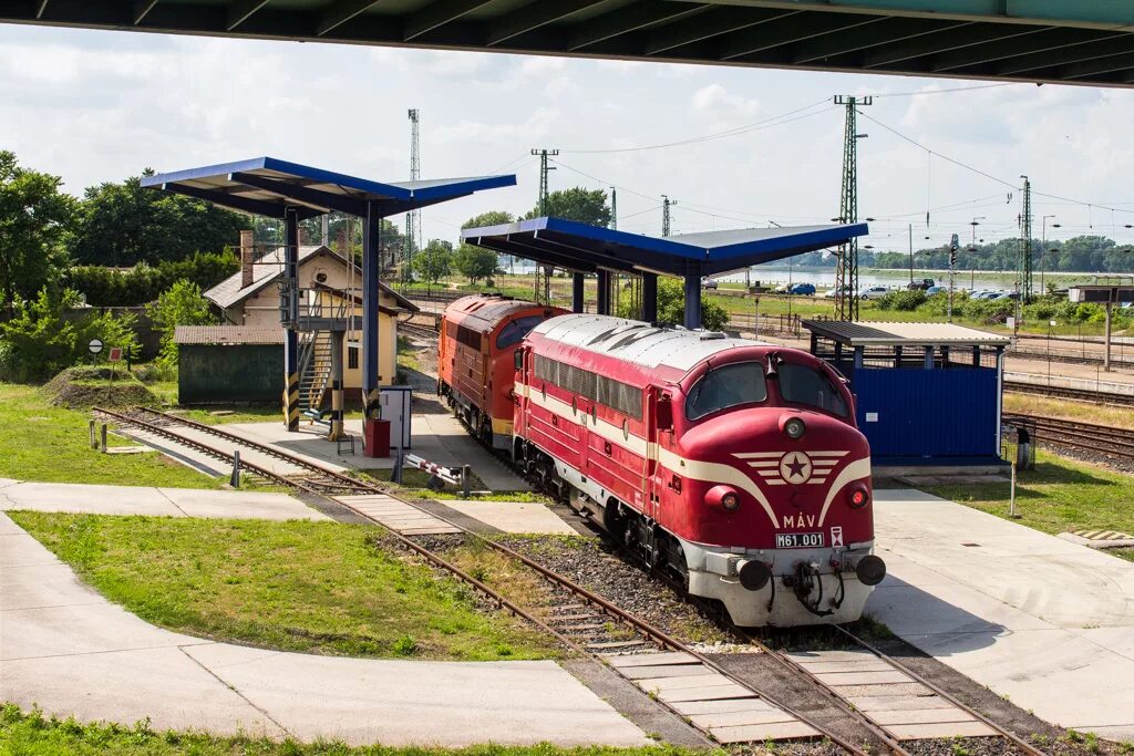 тепловозы нохаб. мав п. газ 46 мав амфибия. аро м461. мав п.