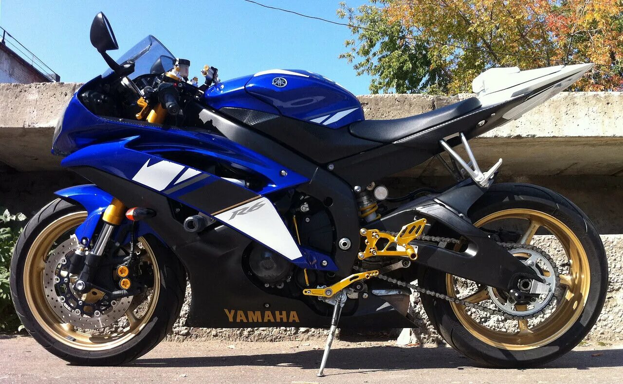 Купить ямаха р. Yamaha r6 2008. Yamaha YZF r6 2008. Yamaha r1 и r6. Ямаха р1 2008.