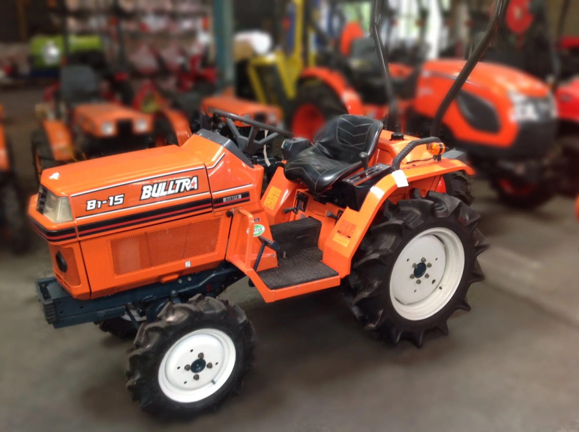 Минитрактор Kubota b8000. Минитрактор Кубота 17. Минитрактор Кубота b2741. Кубота b1-181.