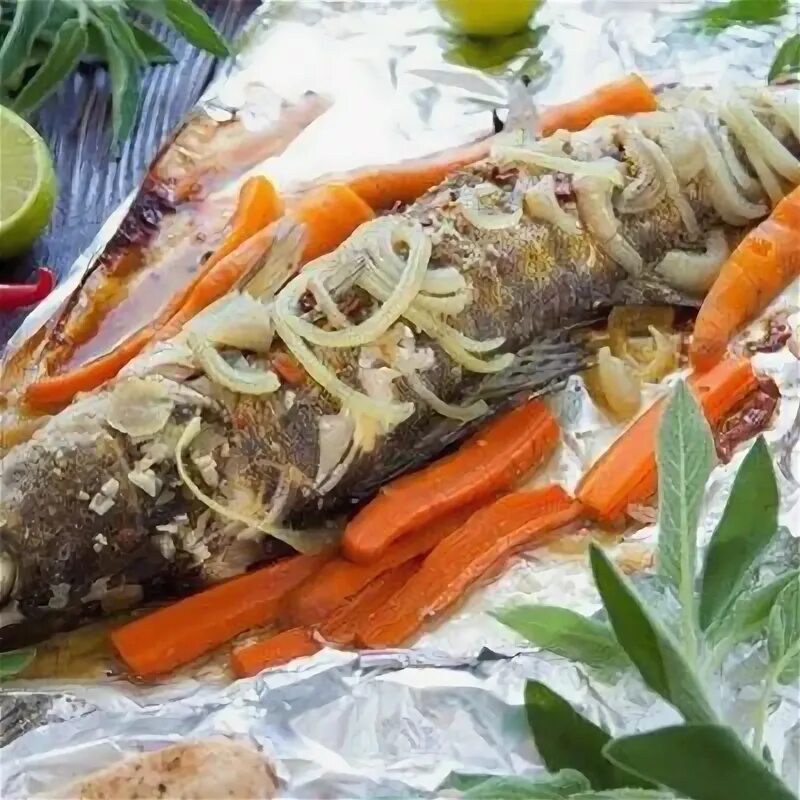 Сколько запекать судака в фольге