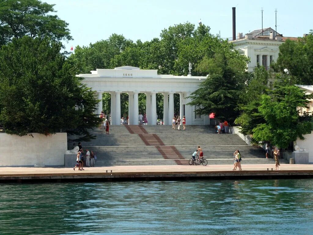 севастополь пристань. севастополь. севастополь. севастополь достопримечательности графская пристань. севастополь достопримечательности графская пристань.