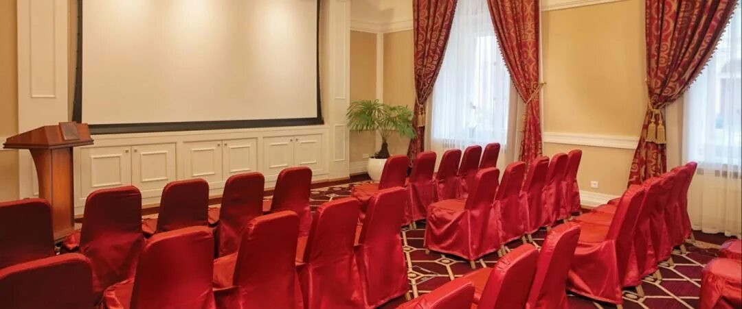 Belmond grand hotel europe зал крыша. Магазин меркури гранд отель европа. Отель европа зал европа. Гранд отель европа бальный зал крыша. Гранд отель европа зал крыша.