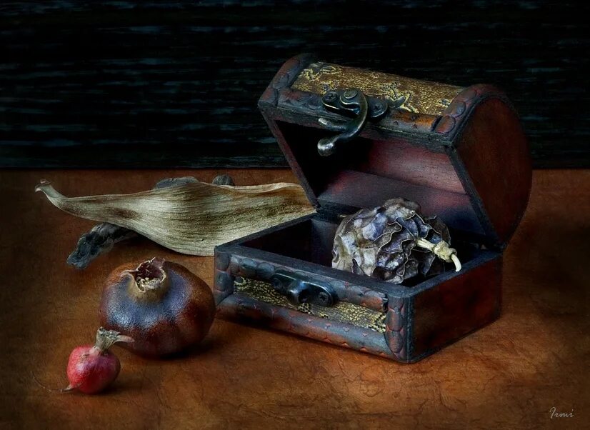 Торт сундук. Шкатулка с сокровищами. Сундук с драгоценными камнями. Шкатулка с сокровищами. Шкатулка с драгоценными камнями.