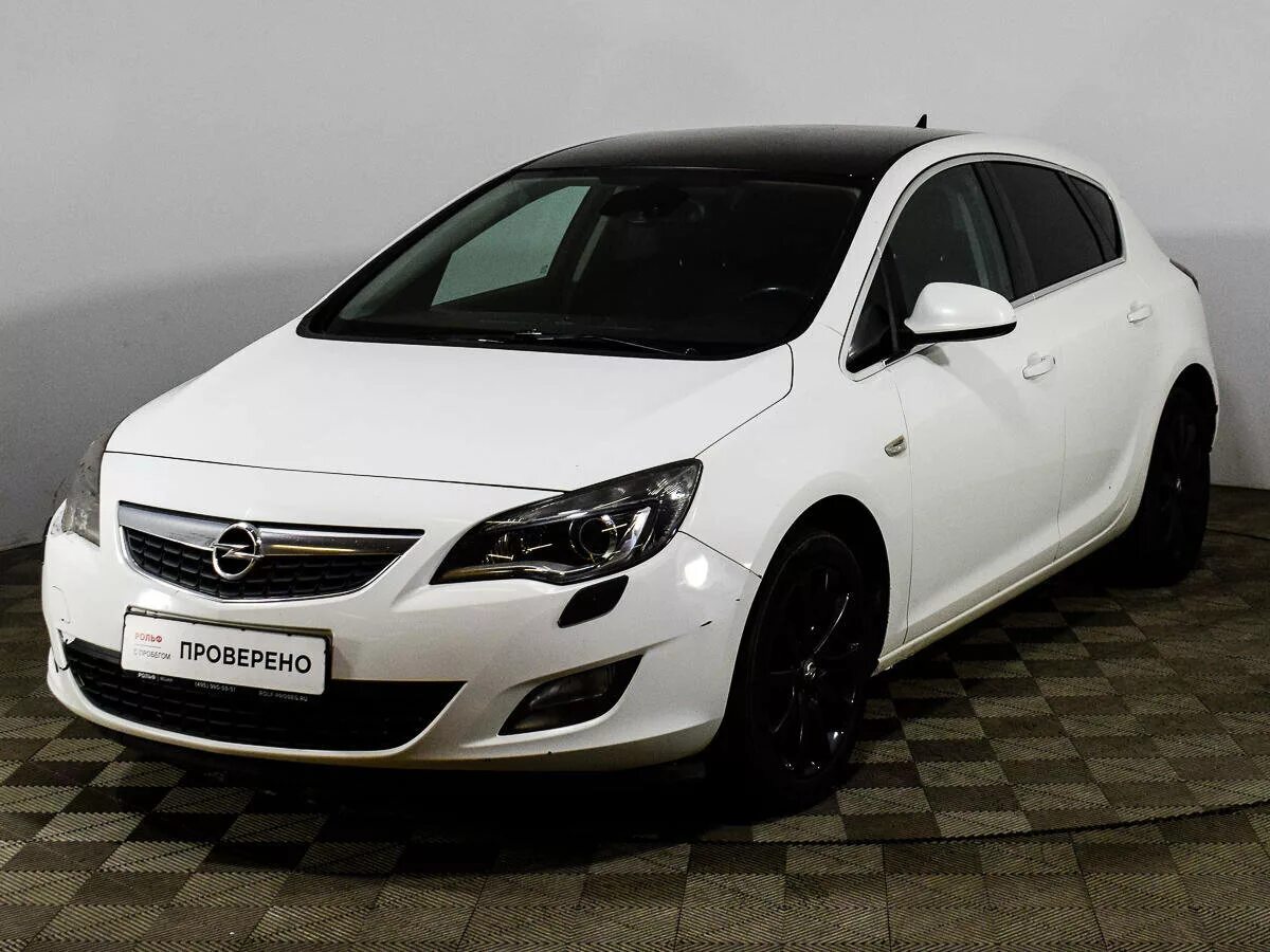 Опель хэтчбек 2011. Opel Astra j белая. Opel Astra j 2011. Opel Astra j 2011 белая. Opel Astra белый.