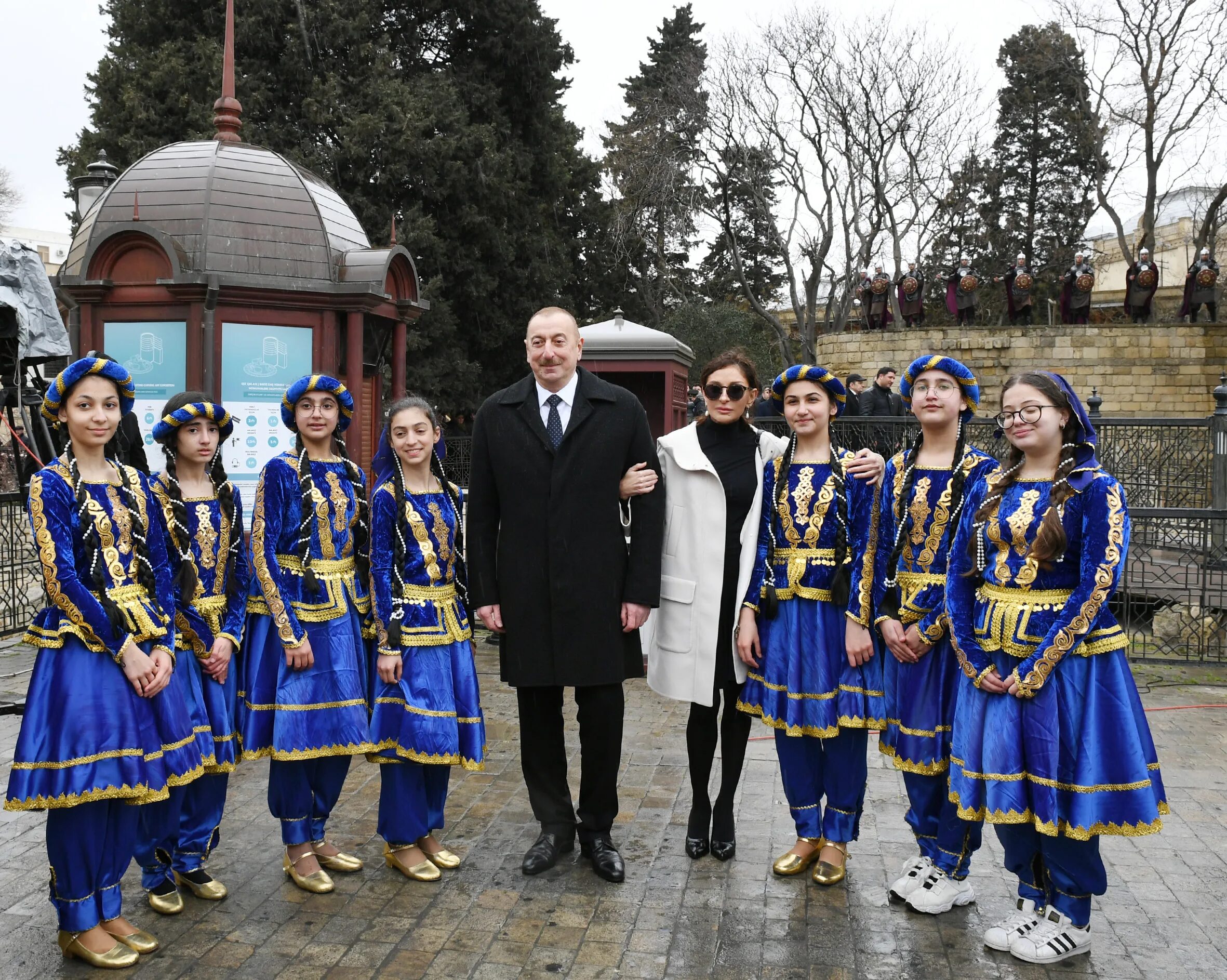 Населена азербайджан. Межнациональные праздники народов Азербайджана. Жители Азербайджана. Население Азербайджана. Народ Азербайджана фото.