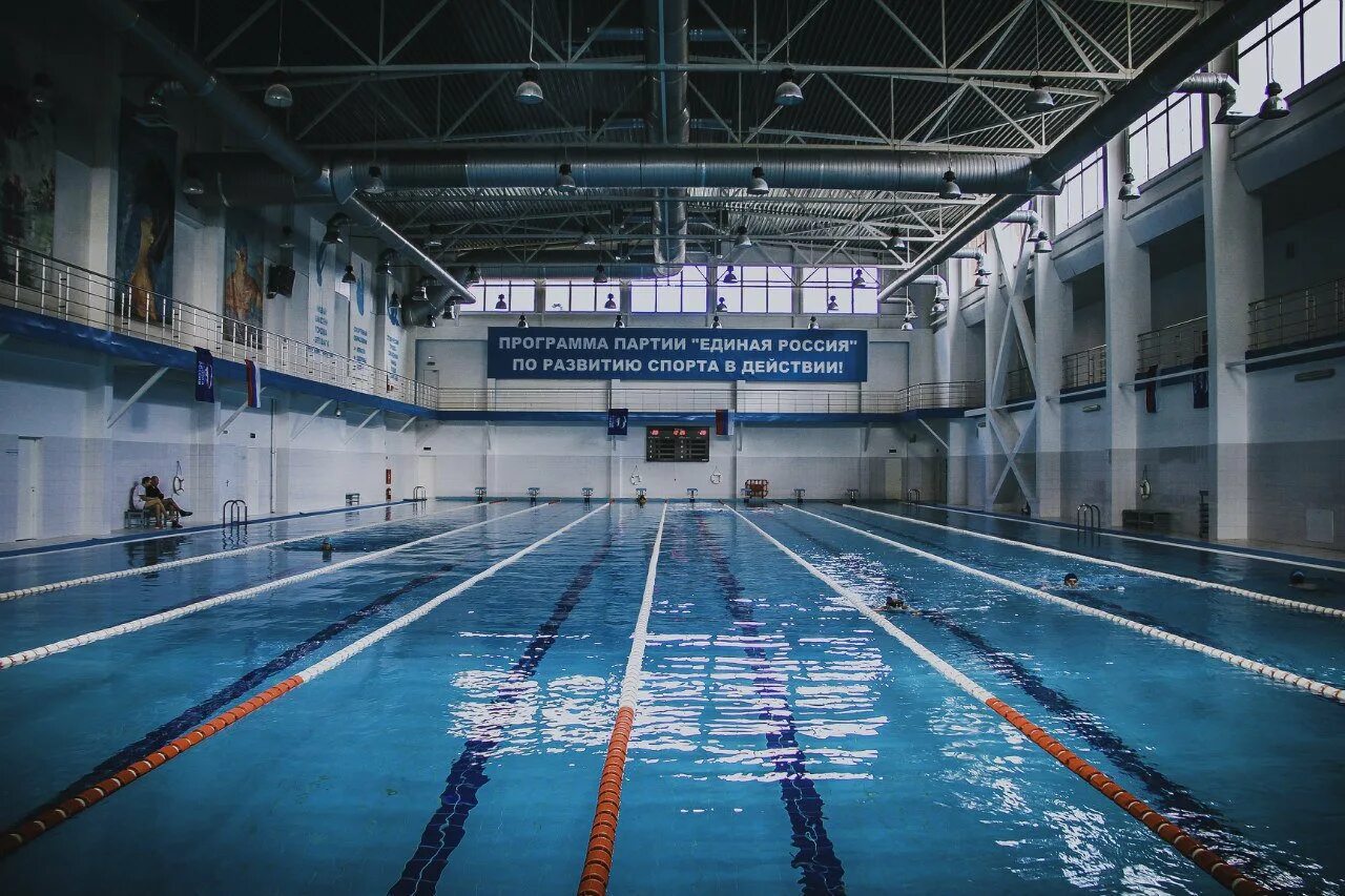 спа комплекс проект. крытый плавательный бассейн. несколько комплексы бассейнов в парке. проектирование бассейна в частном доме. спортивный комплекс с бассейном.