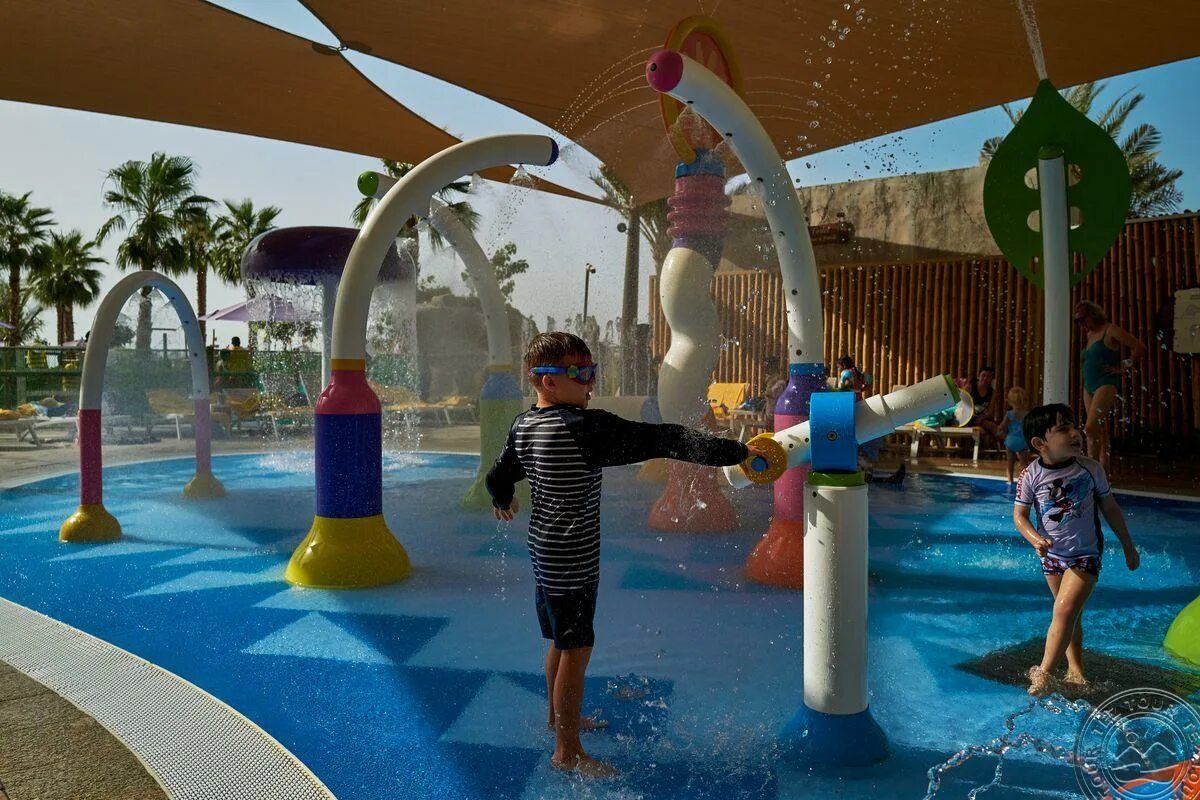 Centara dubai отзывы. Отель дубай centara mirage. отель centara mirage beach resort dubai 4. сентара мираж бич резорт. сентара дубай мираж бич.