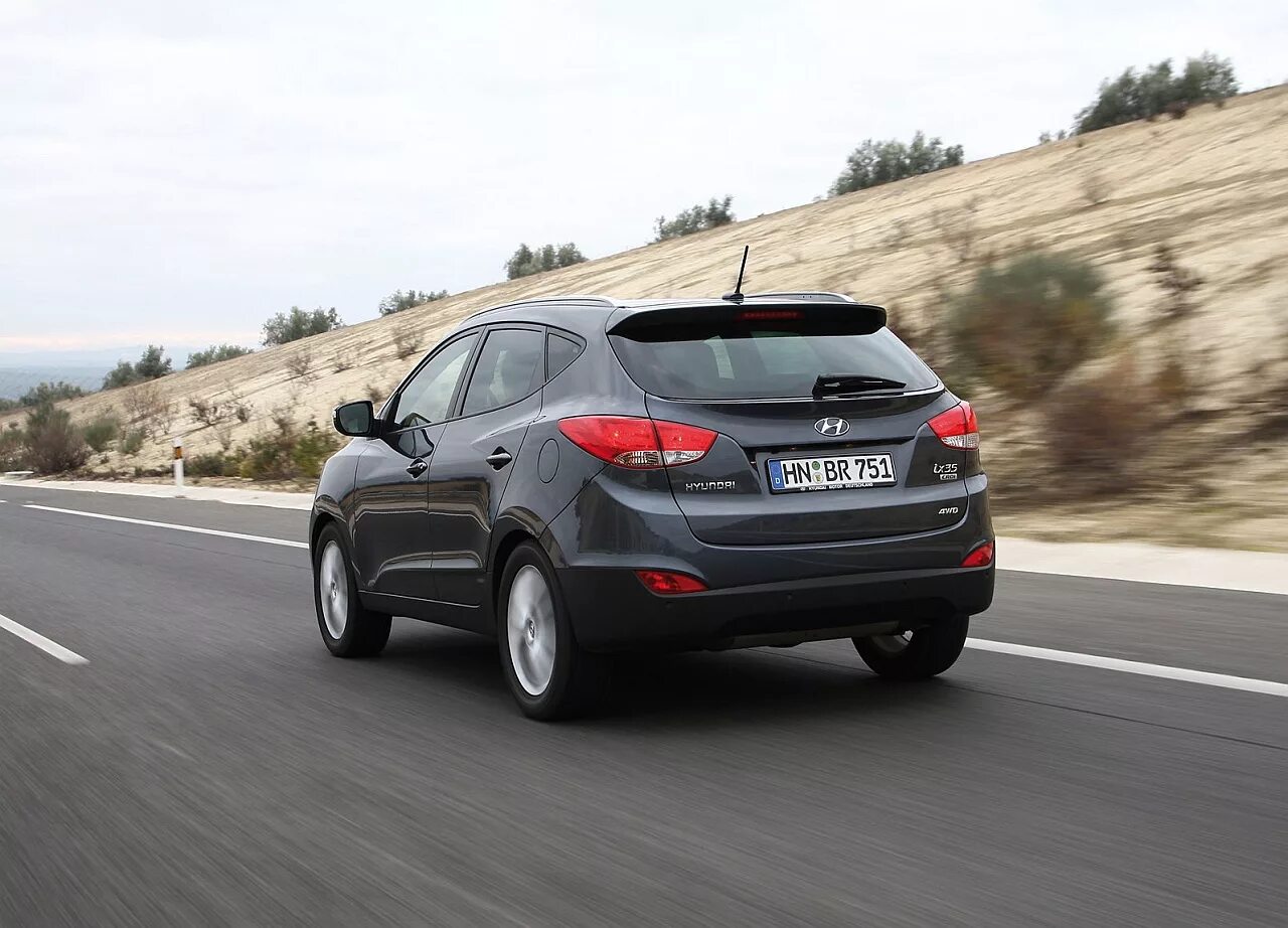 Хендай ix35 4wd. Hundaiix35. Хендай ix35 2014. Hyundai ix35 suv. Hyundai ix35 blueberry.