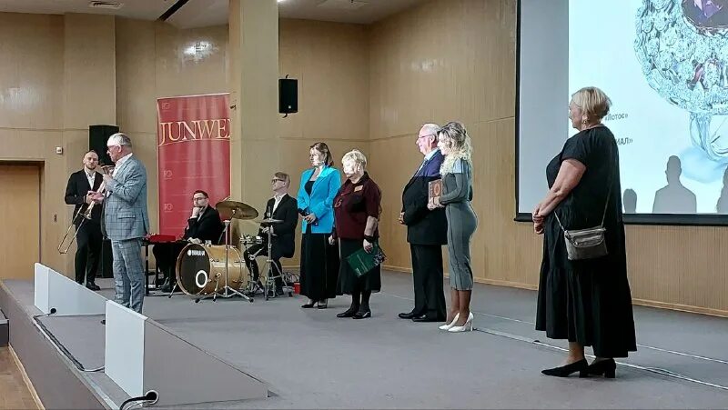 максим демидов ювелирные изделия. выставка junwex 2024 санкт петербург. выставка junwex 2023 москва листовки. джунвекс.