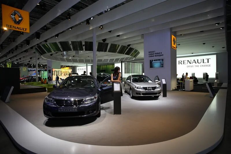 немецкий автосалон. немецкий автосалон. немецкие автосалоны. немецкие автосалоны. автохаус в германии.