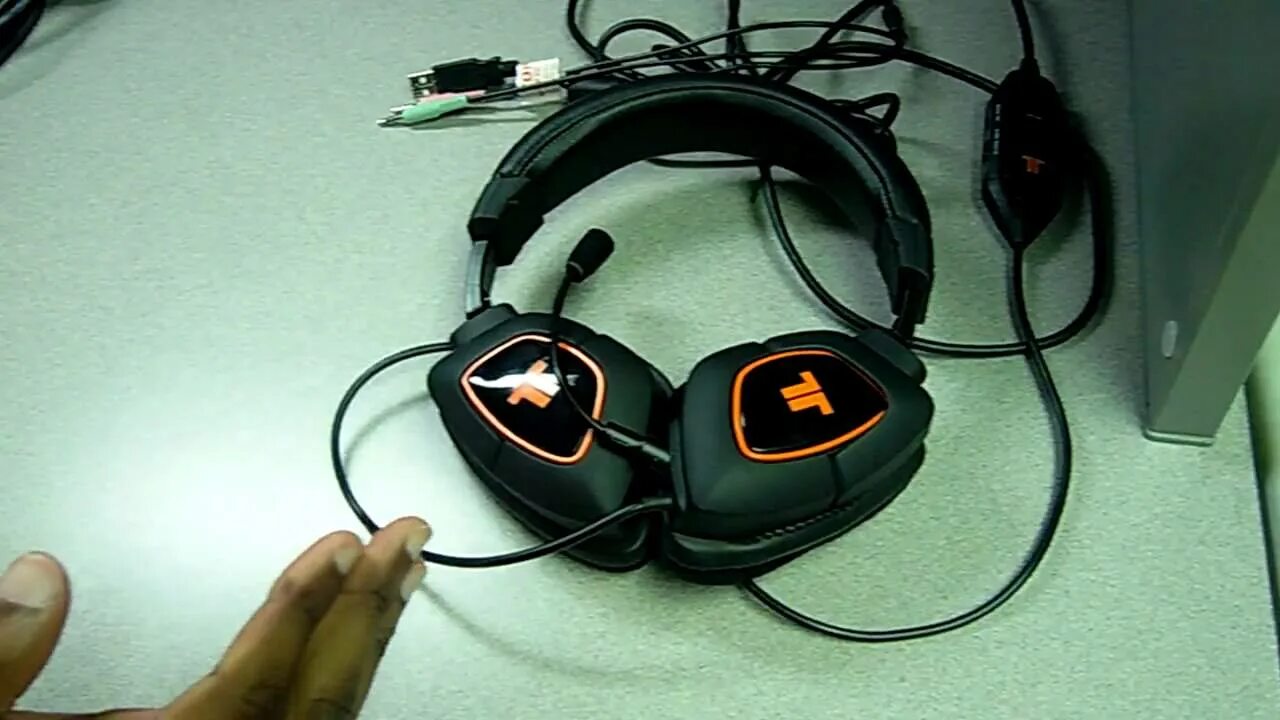 Crown gaming headset. Наушники тритон. Ax 180. Компьютерная гарнитура tritton ax 180. Наушники тритон.