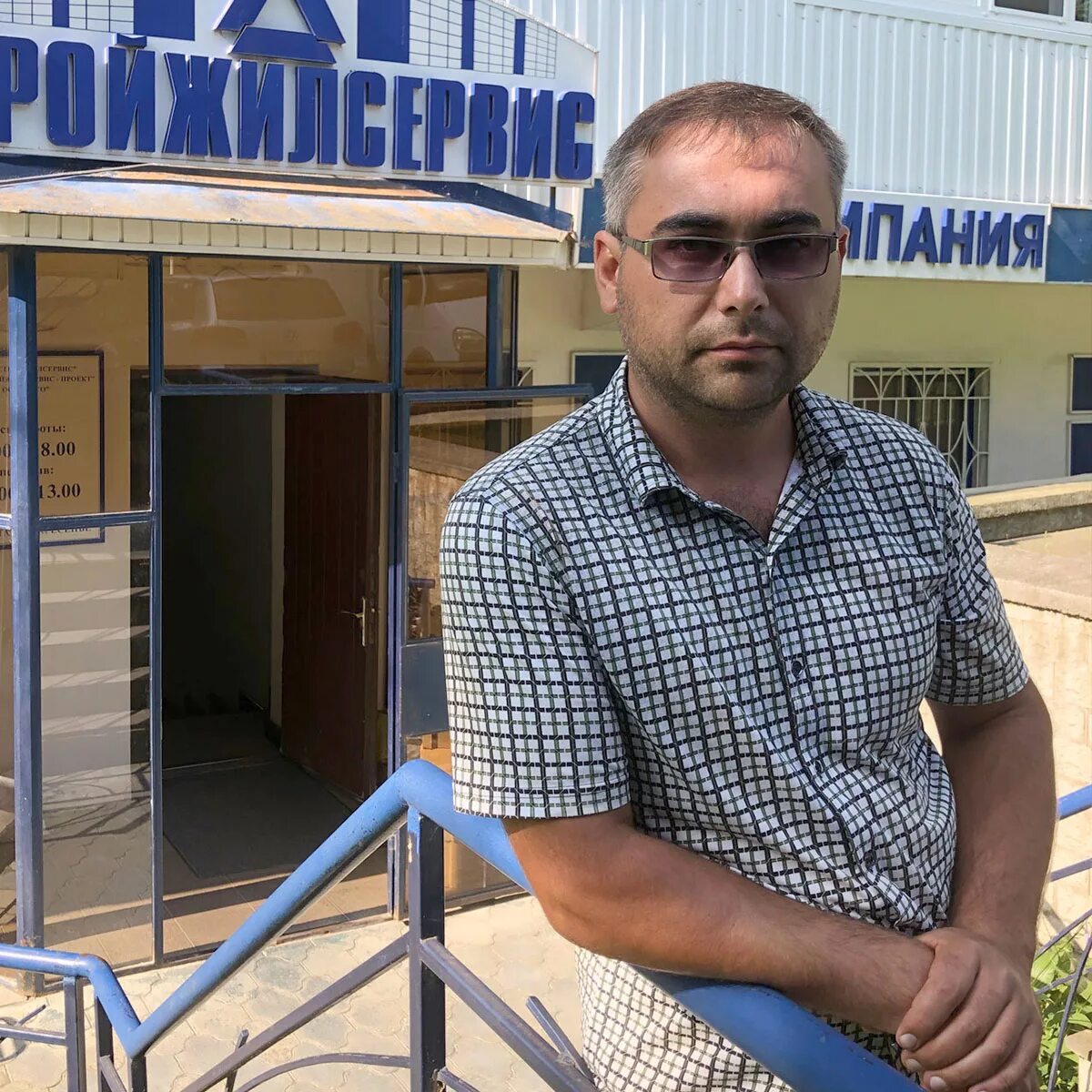 Стройжилсервис салехард. Стройжилсервис салехард. Стройжилсервис кисловодск. Стройжилсервис салехард. Строительный трест логотип.
