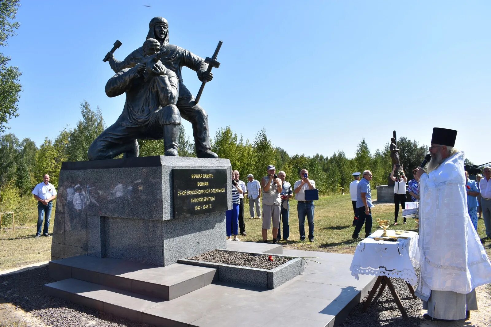 Севск Партизанской славы. Памятники в Севске Брянской области. Адмирал Севск. Погода севск брянской обл