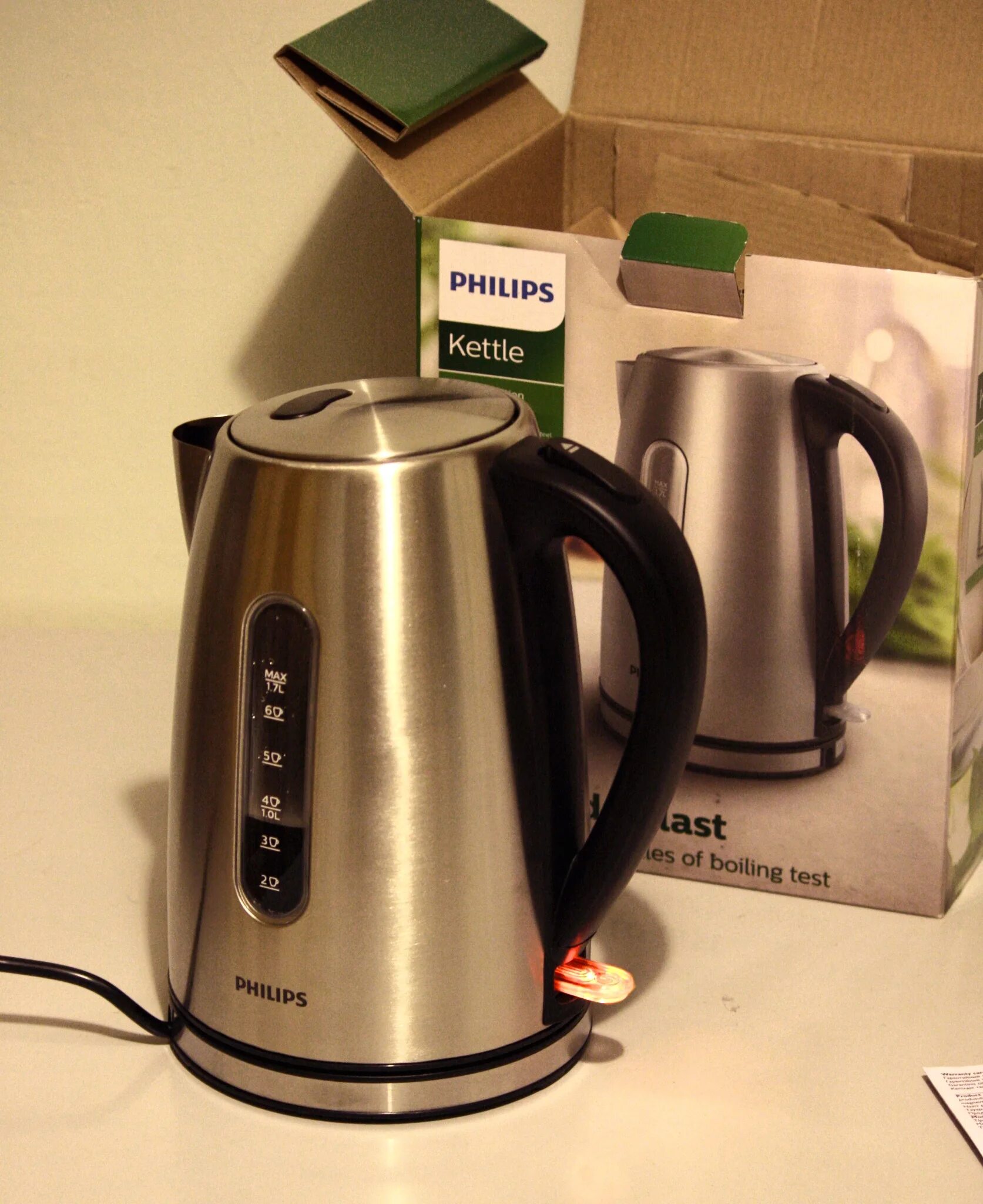 Электрочайник philips hd9327/10 viva collection. Philips hd9327 10. Philips hd9327. Чайник philips hd4686. Чайник philips hd9357/10 1.