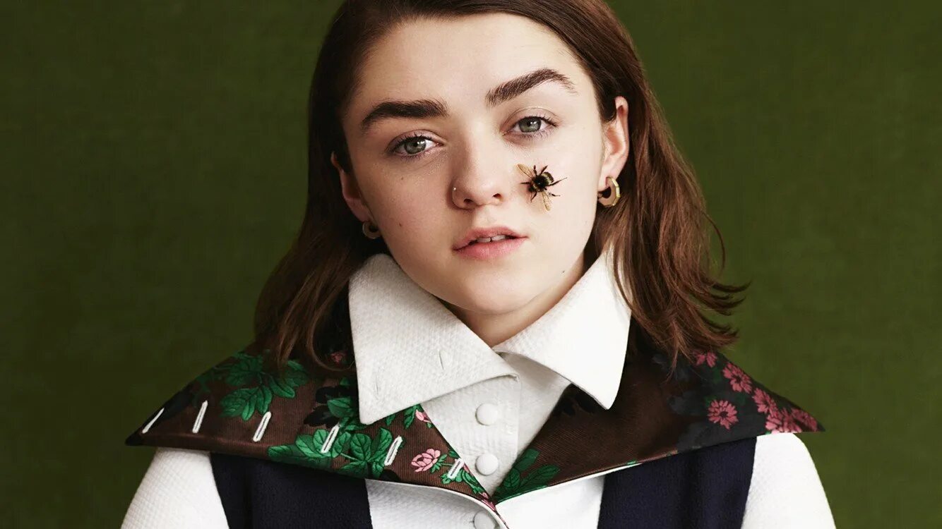 Актриса арии старк. Мэйси Уильямс. Мэйси Уильямс Maisie Williams. Арья Старк актриса Мэйси Уильямс.