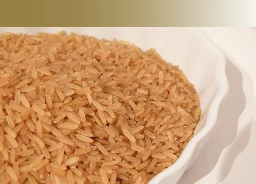Рис и бурый рис разница. Brown Rice. Среднезерновой рис. Бурый рис. Неочищенный рис.