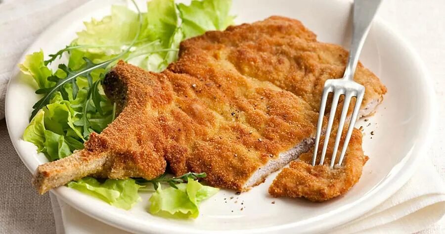 Шницель из свинины рецепт пошагово. Шницель с сыром. Шницель мажабеле. Шницель из свинины рецепт пошагово. Карагеоргиевский шницель.