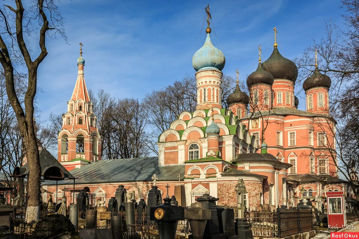 новоспасский монастырь 2022. большая лубянка 19 храм. новоспасский монастырь сад. московский ставропигиальный мужской монастырь. сретенский ставропигиальный мужской монастырь, москва.